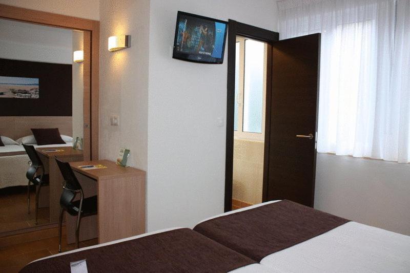 Hostal Rocamar Santander Buitenkant foto