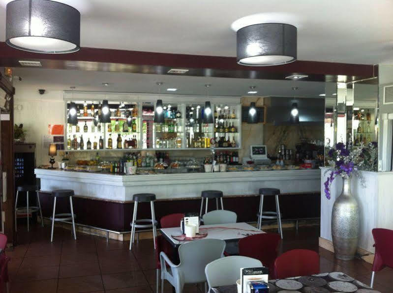 Hostal Rocamar Santander Buitenkant foto